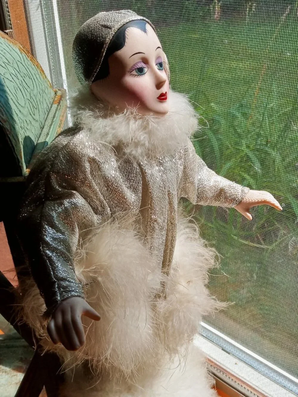 1985 Seymour Mann Art Deco Porcelain Doll 1920s Flapper Pierrot w/original box